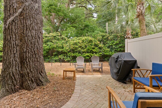 Building Photo - 1105 Reserve Ln