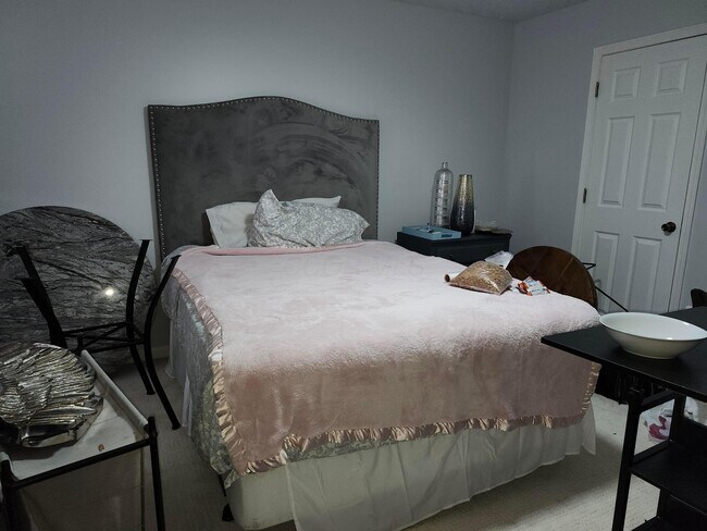 Building Photo - 8178 Slate Ridge Blvd