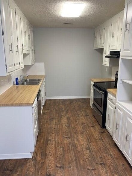 Building Photo - 4006 Watkins Ave