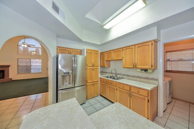 Building Photo - 1372 Michelangelo Dr