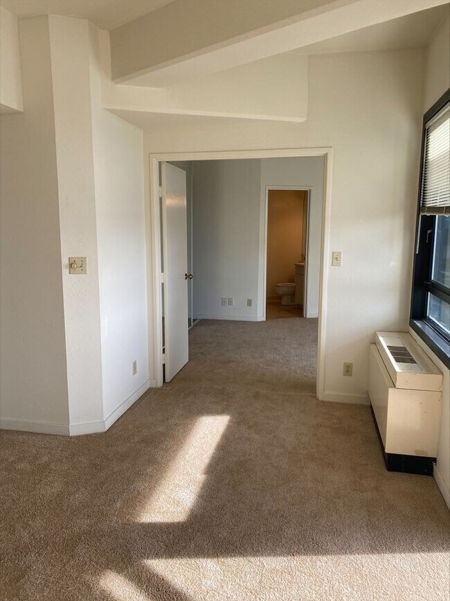 Building Photo - One Bedroom Condo in Pacific Park Plaza