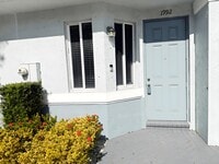 Building Photo - 1992 Alamanda Way