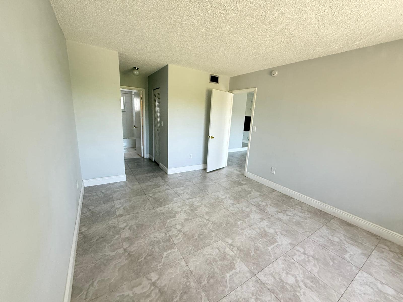 Building Photo - 7850 Camino Real