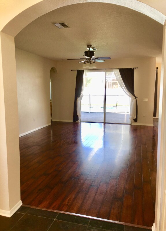 Building Photo - 8055 Spirit Ct