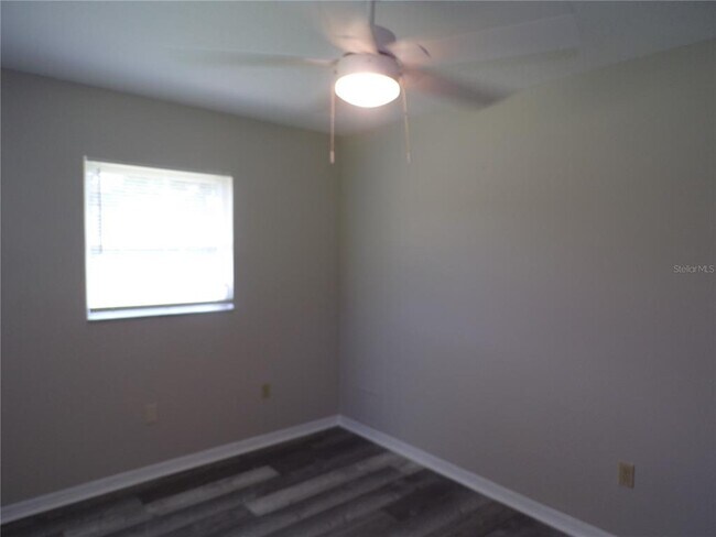 Building Photo - 1088 Melville Rd