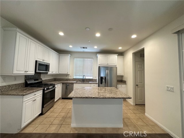 Building Photo - 712 Ash Ln