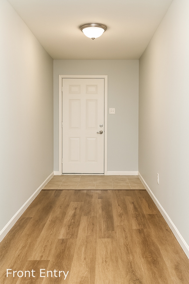 Building Photo - 16782 Fallen Timbers Dr