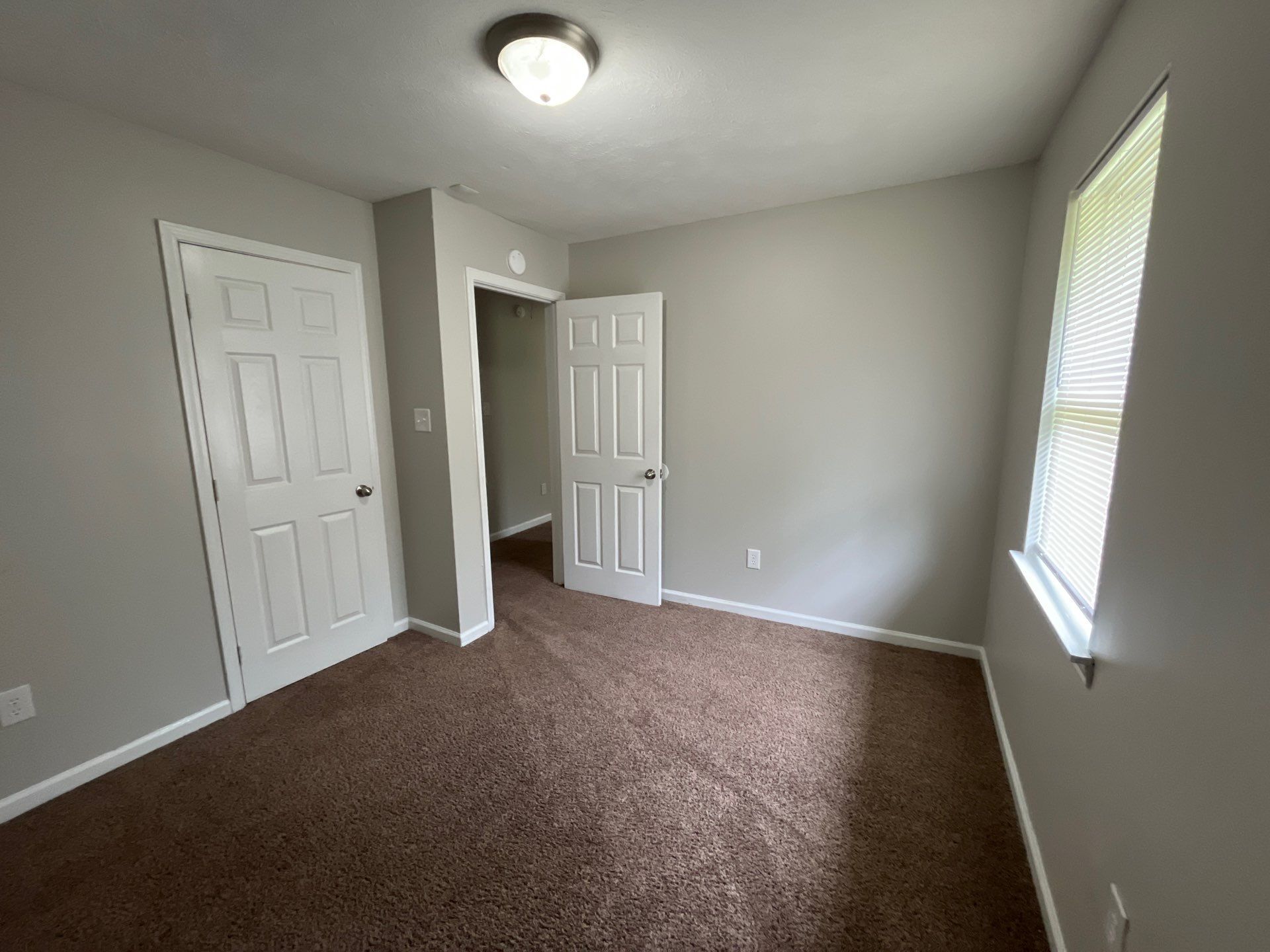 Building Photo - 11 Markwood Ln