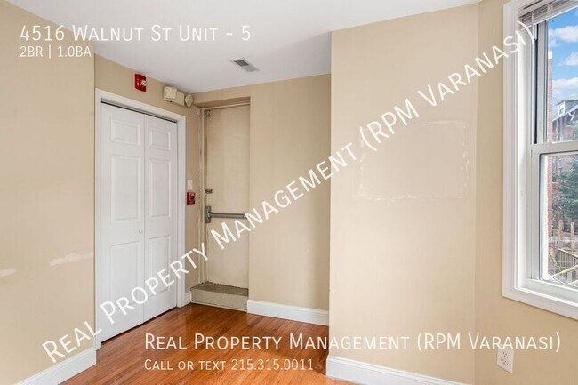 Building Photo - 4516 Walnut St