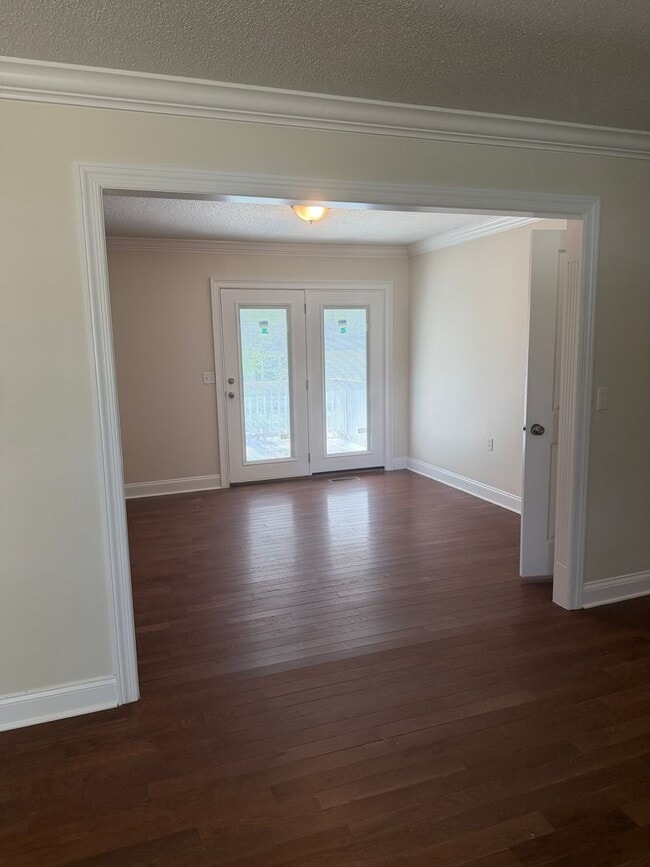 Building Photo - East Brainerd