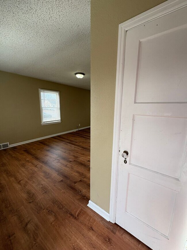 Building Photo - 1429 13th St