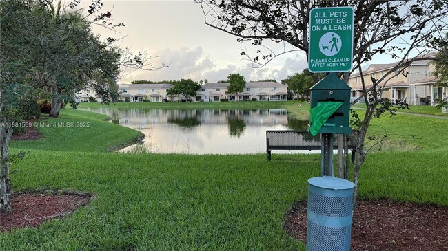 Building Photo - 5866 Hampton Hills Blvd