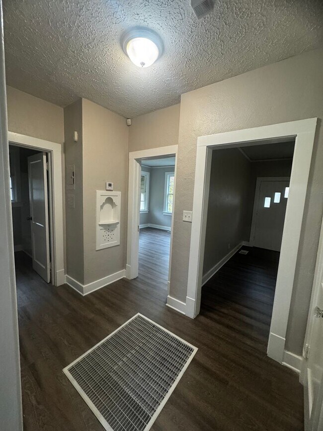 Building Photo - Highland Park on Brewton Street