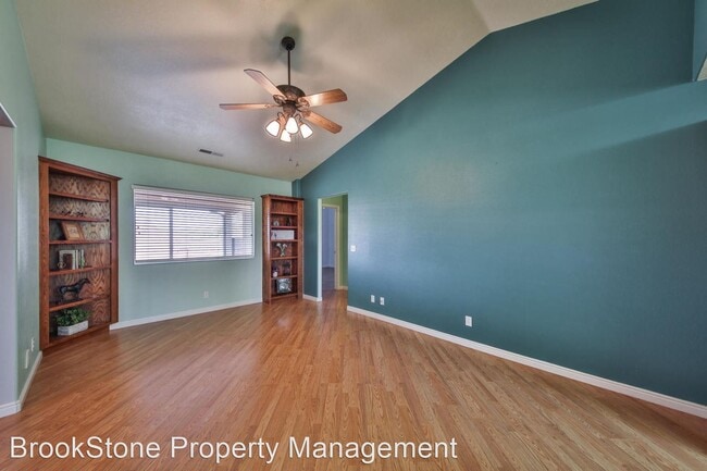 Building Photo - 3 br, 2 bath House - 963 N Graham Manor
