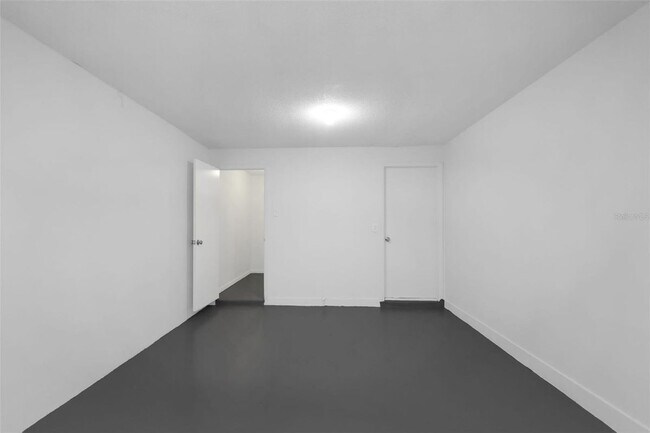 Building Photo - 1230 Amble Ln
