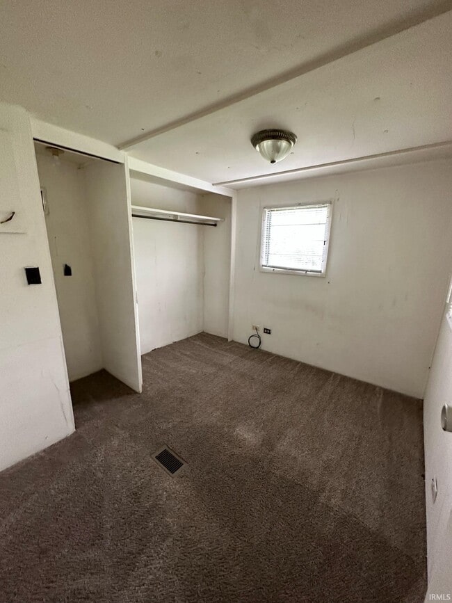 Building Photo - 2417 S Madison St