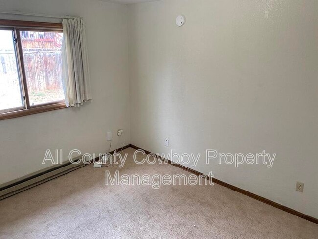 Building Photo - 2123 Hancock St