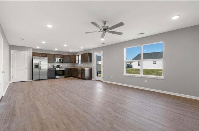 Building Photo - 8113 Driftwood Lp