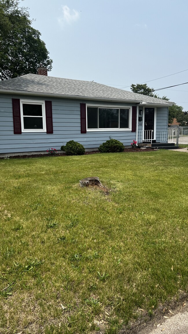 Primary Photo - 1300 Lane St