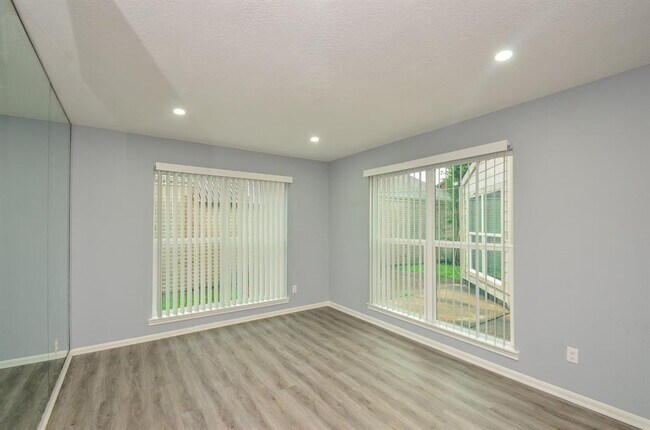 Building Photo - 7703 Quail Meadow Dr