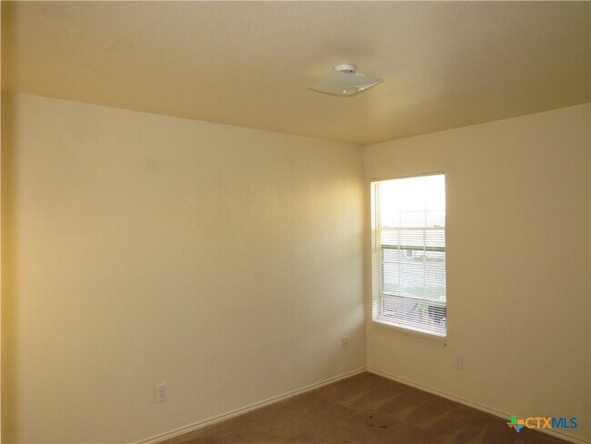 Building Photo - 4208 Gus Dr