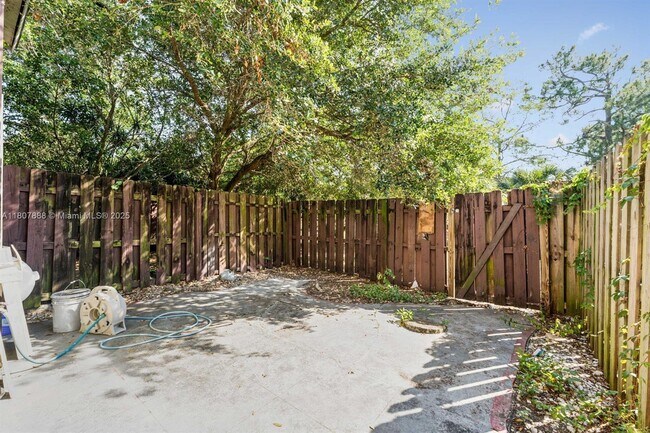 Building Photo - 5154 Breckenridge Pl