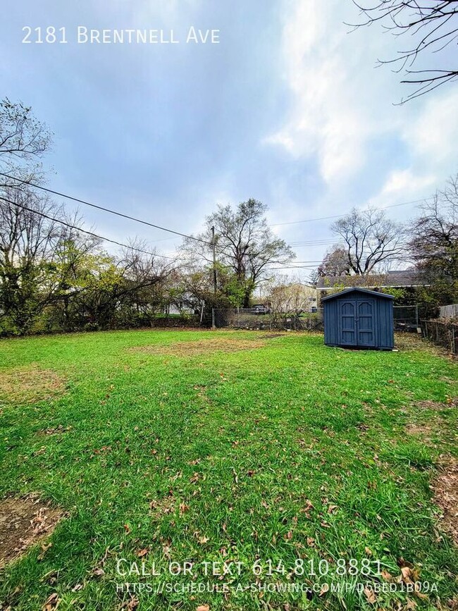 Building Photo - Three Bedroom Home- Large Yard