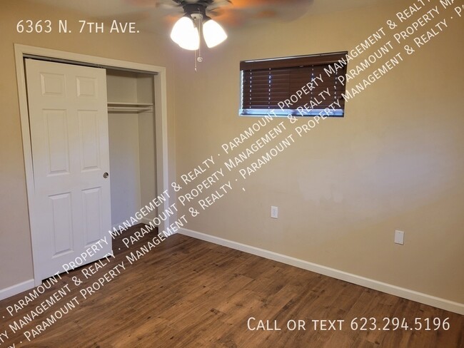 Building Photo - 2 Bed/1 Bath ready for immediate move in!