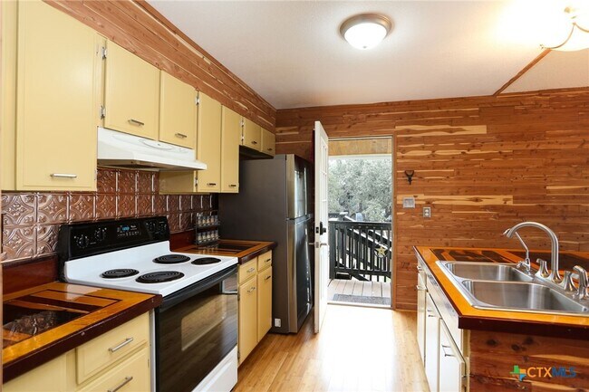 Building Photo - 1087 Driftwind Dr