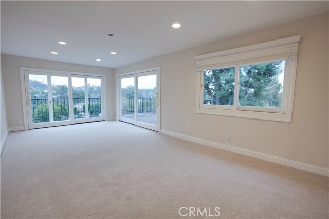 Building Photo - 26081 Via Viento