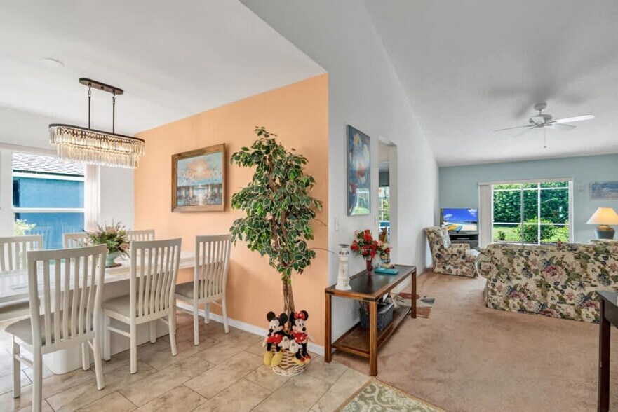 Building Photo - 1566 Oak Hill Trail