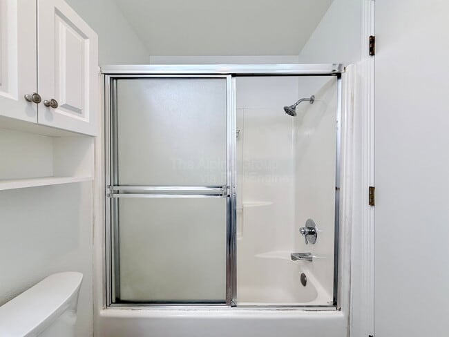 Building Photo - 8991 SW Herb Way