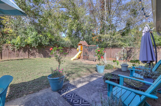 Building Photo - BEAUTIFUL Inglewood Gem on HUGE lot with s...