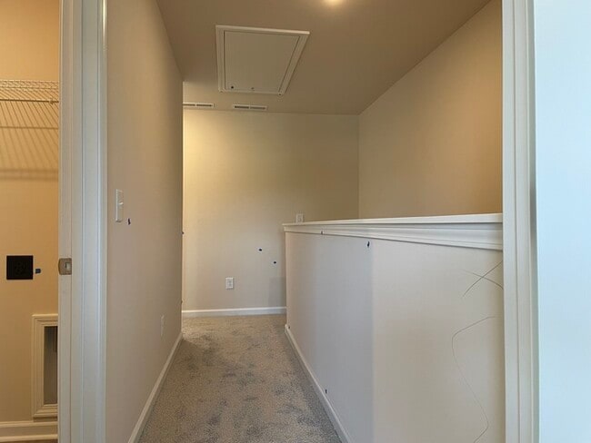 Building Photo - 604 Colby Pl