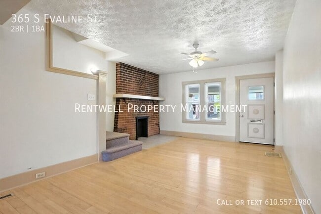 Building Photo - 365 S Evaline St