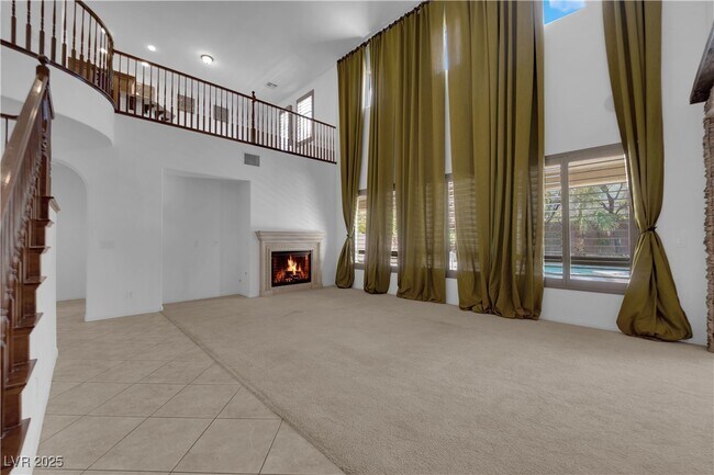 Building Photo - 8445 Cambrils Ave