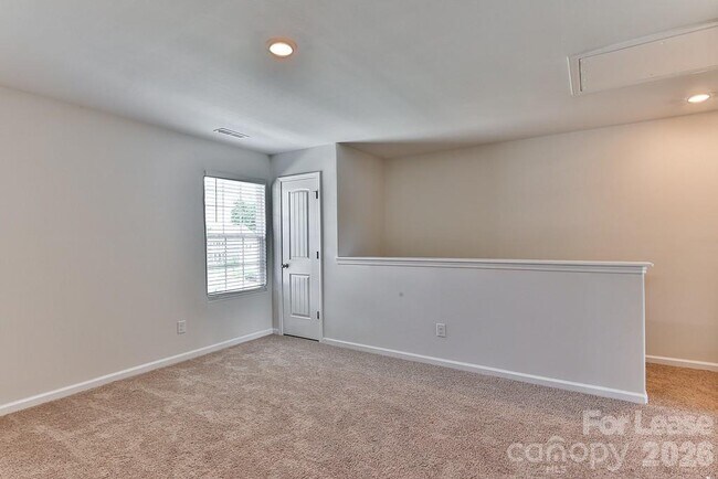 Building Photo - 6136 Ahoskie Dr