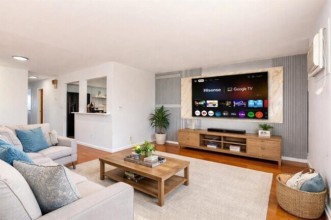 Building Photo - 1308 46th St