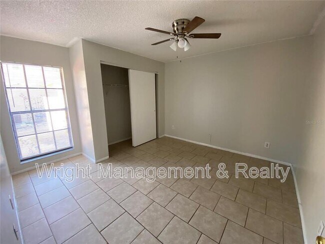 Building Photo - 9520 Drakemill Ct