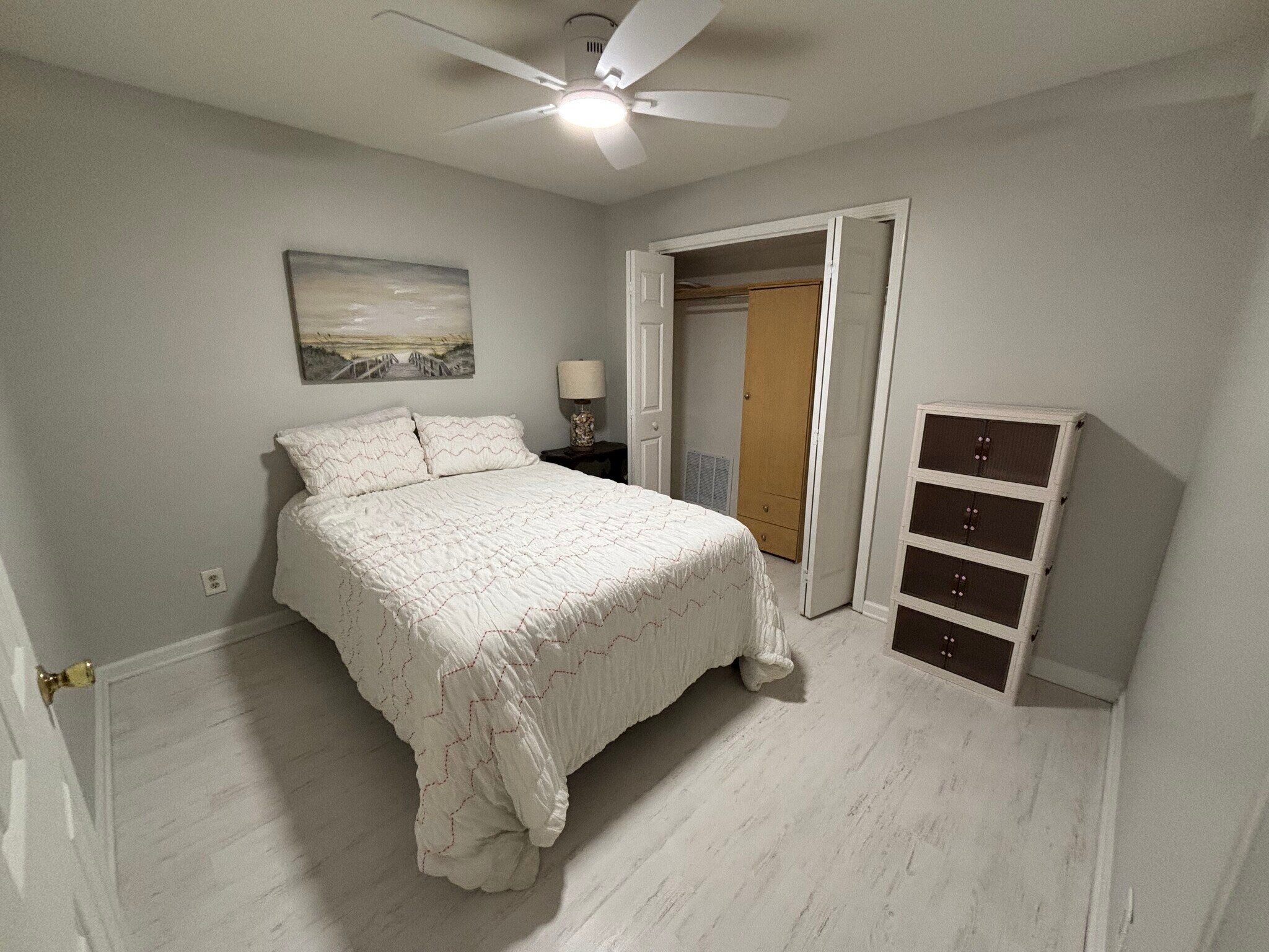 Building Photo - 2730 Brownsboro Rd