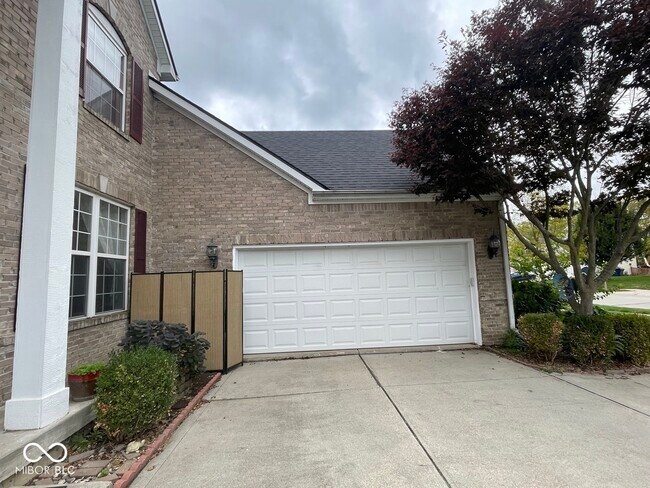 Building Photo - 5837 Stone Pine Trail