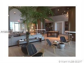 Building Photo - 460 NE 28th St