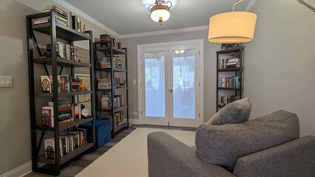 Building Photo - 717 Geneva Ave