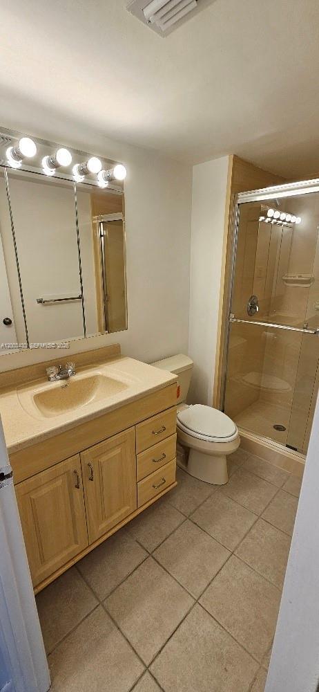 Building Photo - 18051 Biscayne Blvd