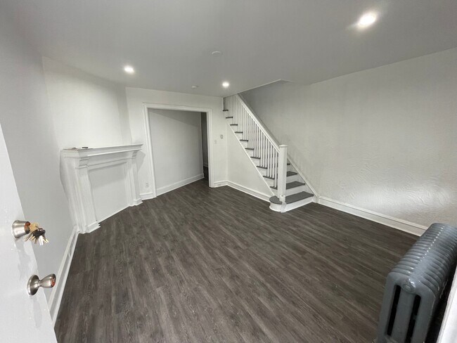 Building Photo - 5322 Wingohocking Terrace