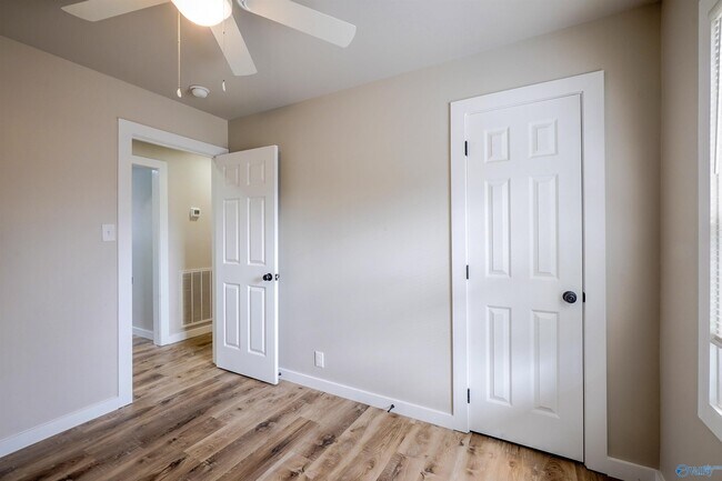 Building Photo - 3210 Stringfield Rd NW