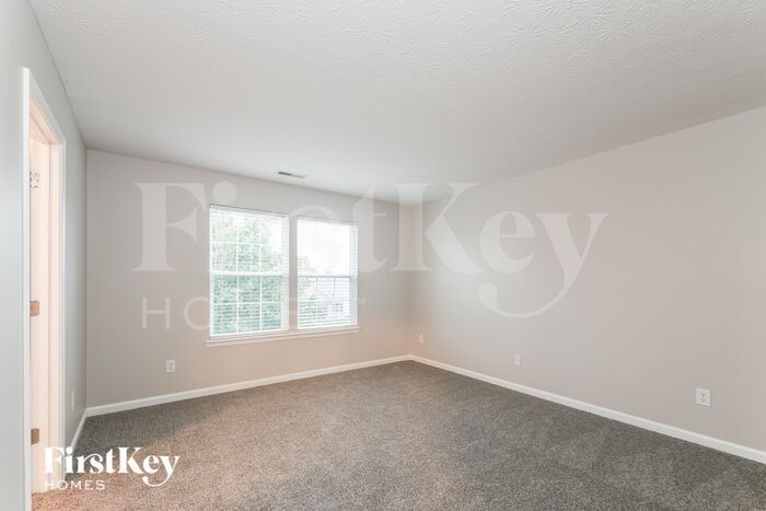 Building Photo - 1536 Maplewood Ln