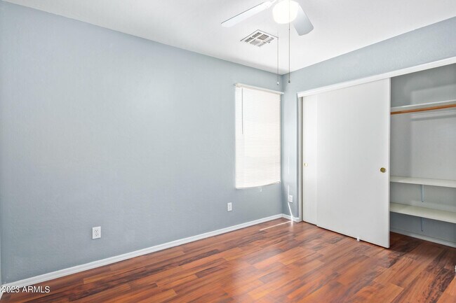 Building Photo - 3316 E Tierra Buena Ln