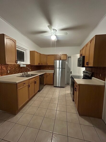 Primary Photo - 316 Stafford Ave