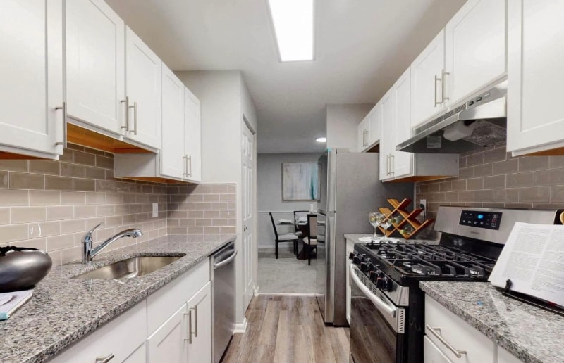 Building Photo - 14163 Castle Blvd